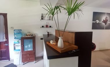 VENTA CASA 3 AMBIENTES LUJAN GRAN LOTE CON PILETA