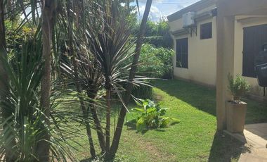 VENTA CASA 3 AMBIENTES LUJAN GRAN LOTE CON PILETA