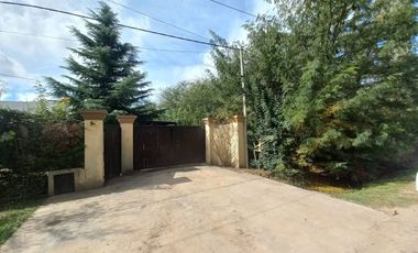 VENTA CASA 3 AMBIENTES LUJAN GRAN LOTE CON PILETA