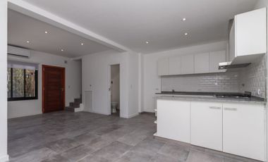 DEPARTAMENTO DE 3 AMB. C/COCHERA Y PARRILLA.