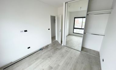 Venta depto 2  amb en Caseros. PERMUTA