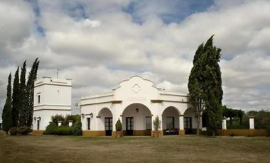 Venta Chacras de la cruz , Exaltación de la Cruz