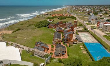 Venta de Departamento y cochera con bajada al MAR