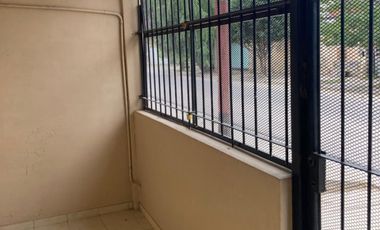 SE VENDE CASA 3 DORM C/COCHERA Y PATIO EN STA FE