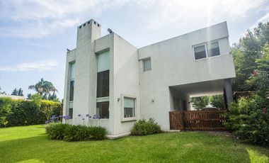 Venta Casa Valle Claro Benavidez