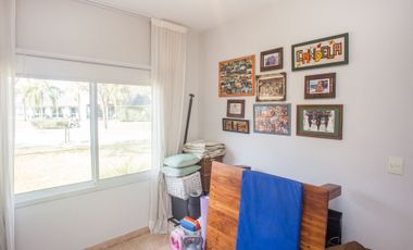 VENTA CASA BARRIO VALLE CLARO BENAVIDEZ