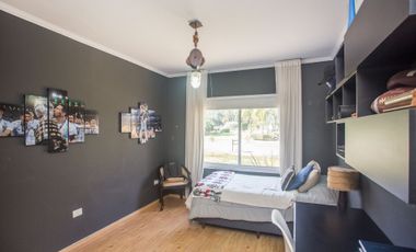 VENTA CASA BARRIO VALLE CLARO BENAVIDEZ