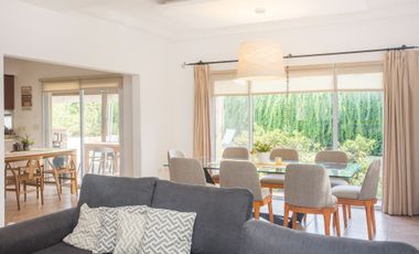 VENTA CASA BARRIO VALLE CLARO BENAVIDEZ