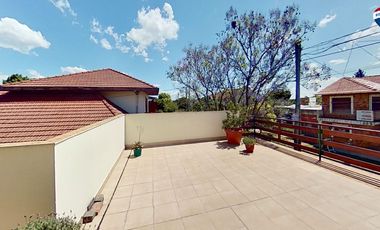 VENTA CASA 4 AMBIENTES BERAZATEGUI