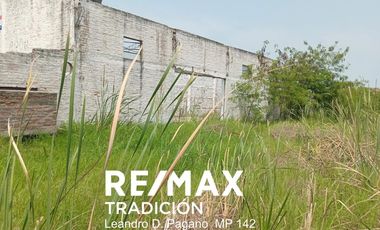 Terreno en Venta en Rcia con estructura a refaccio
