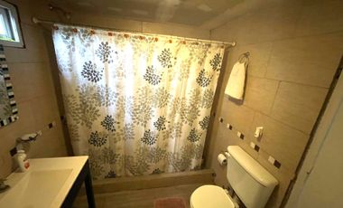 VENTA CASA 4 AMBIENTES BARRIO SOSIEGO CON PISCINA