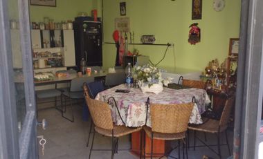 Casa  a refaccionar 12.5m Fte!!! A/Permuta menor