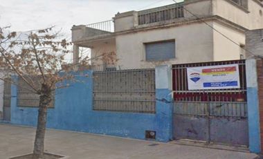 Casa  a refaccionar 12.5m Fte!!! A/Permuta menor