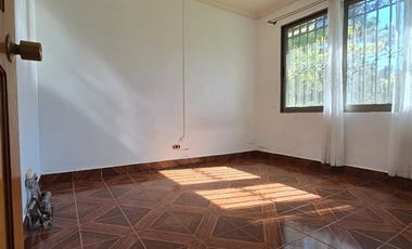 Parcela en Arriendo en Loteo Los Quillayes con Camino Macul, Lo Arcaya Pirque