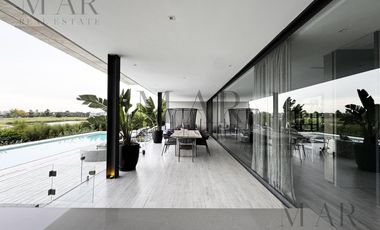 Casa en Alquiler con muebles en El Golf, Nordelta