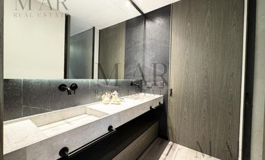 Casa en Alquiler con muebles en El Golf, Nordelta