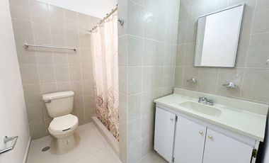 RENTA CASA 2 NIVELES EN MONTEALTO, GUADALUPE-JUAREZ