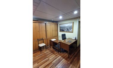 VENDO OFICINA EN EDIFICIO EMBLEMATICO DE VALPARAISO VL