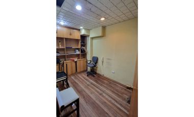 VENDO OFICINA EN EDIFICIO EMBLEMATICO DE VALPARAISO VL