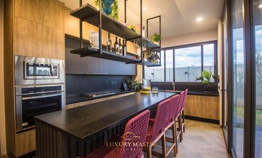 Casa de lujo en Lomas Acueducto en venta