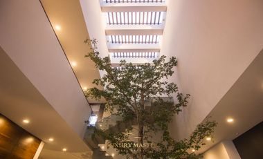 Casa de lujo en Lomas Acueducto en venta