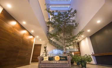 Casa de lujo en Lomas Acueducto en venta
