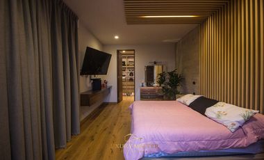 Casa de lujo en Lomas Acueducto en venta