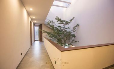 Casa de lujo en Lomas Acueducto en venta