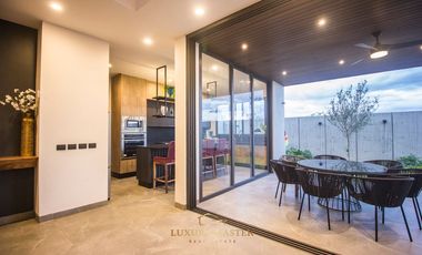 Casa de lujo en Lomas Acueducto en venta