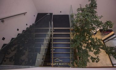 Casa de lujo en Lomas Acueducto en venta