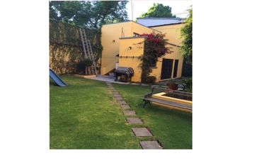 Casa Sola en renta/venta La Mejor Zona de San Angel 525 m
