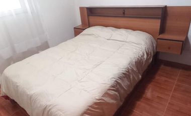 2 ambientes a la calle con balcón cerrado en Plaza Colón