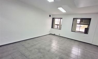 Oficina en Arriendo en Metro Moneda