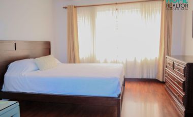 CASA TOTALMENTE AMOBLADA EN UCUBAMBA - CUENCA