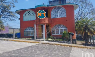 Se vende Casa con terreno, Fracc. San Francisco , Loc. El Chico Mpio. Emiliano Zapata, Ver.
