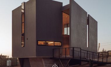 Pichilemu, Nueva casa en condominio con vista al mar