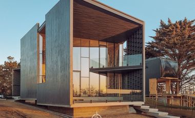 Pichilemu, Nueva casa en condominio con vista al mar