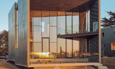 Pichilemu, Casa Nueva en Condominio con vista al mar