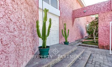 Gran Casa En Jardines del sur