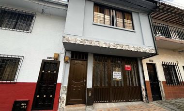 ARRIENDO de CASA COMERCIAL en SANTA ROSA DE CABAL