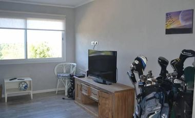 Casa en venta - 4 Dormitorios 4 Baños - 334Mts2 - Costa Esmeralda, Pinamar