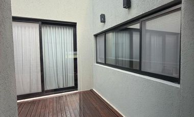 Muy linda casa moderna en Santa Lucia!