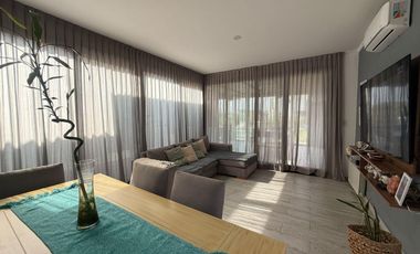Muy linda casa moderna en Santa Lucia!