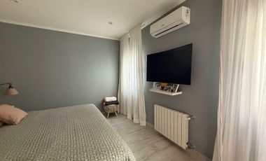 Muy linda casa moderna en Santa Lucia!