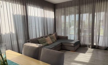 Muy linda casa moderna en Santa Lucia!