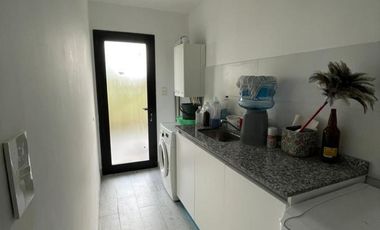 Muy linda casa moderna en Santa Lucia!