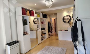 En venta, Casa de 3 Dormitorios, B. Los Nogales, Plottier.