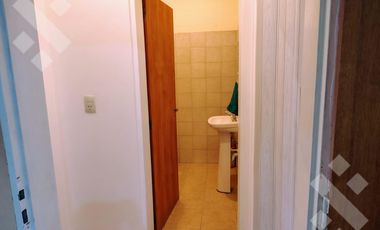 En venta, Casa de 3 Dormitorios, B. Los Nogales, Plottier.