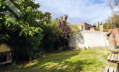 En venta, Casa de 3 Dormitorios, B. Los Nogales, Plottier.