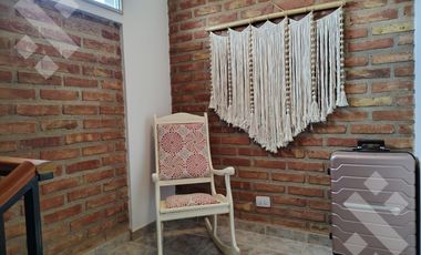 En venta, Casa de 3 Dormitorios, B. Los Nogales, Plottier.
